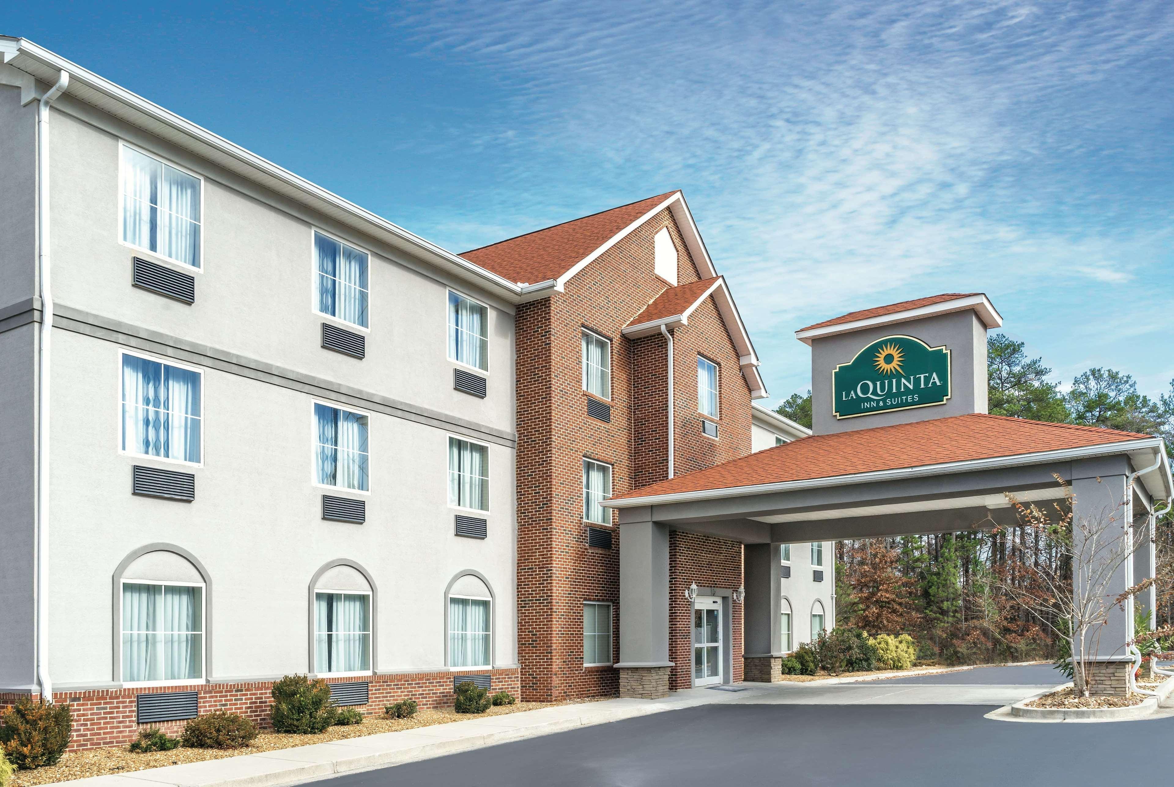 La Quinta By Wyndham Rome Hotel Exterior photo