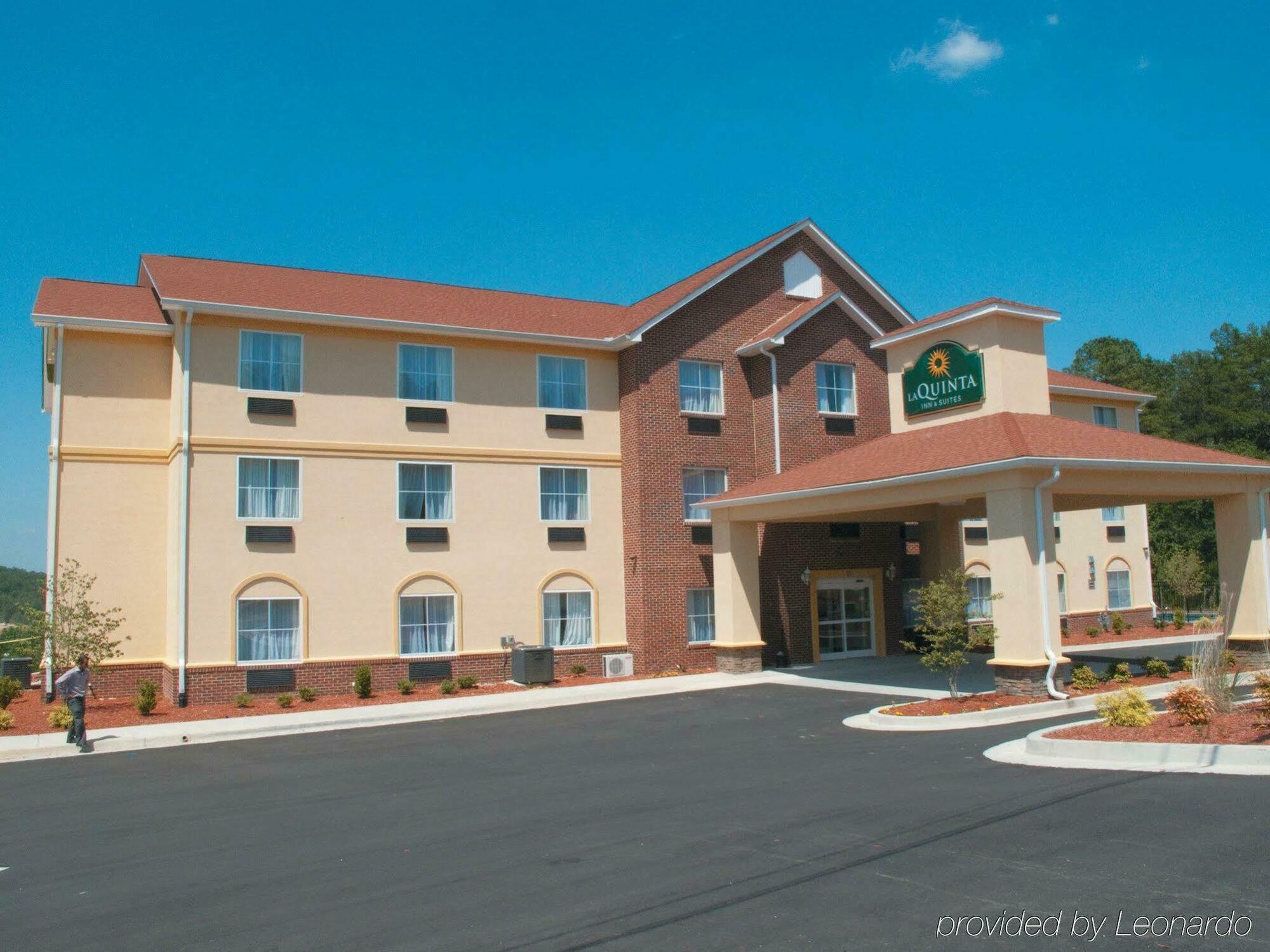 La Quinta By Wyndham Rome Hotel Exterior photo